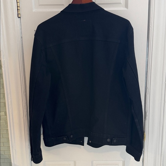 Levi's Men's Black denim Jacket - Picture 4 of 4